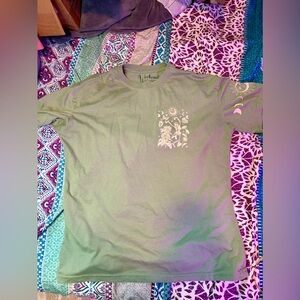 Weekend Warrior green t-shirt with skeleton sun moon graphic print M